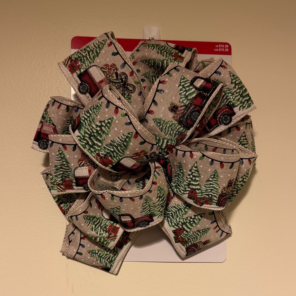Ashland Festive Holiday Ribbon with Red and Green Design
